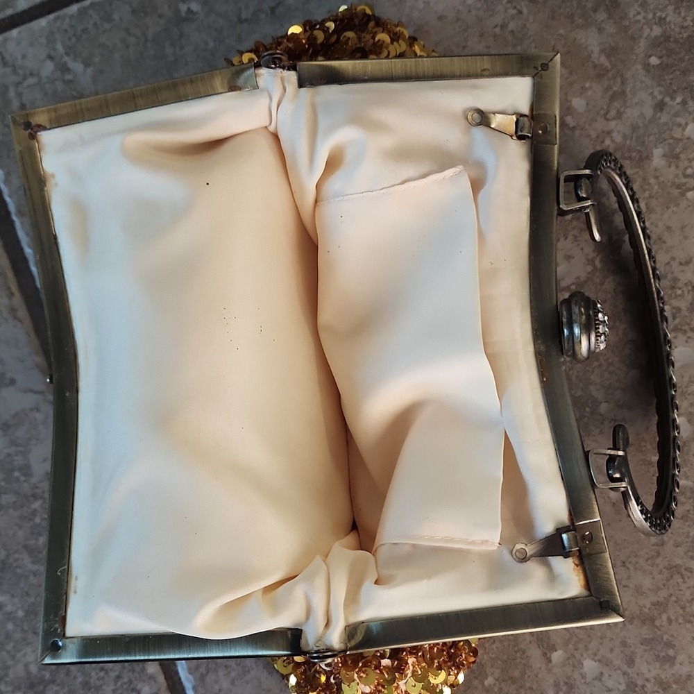 Vintage Gold Sequin Top Handle Clutch Kiss Lock Lined Silver Hardware Women j - Picture 2 of 8
